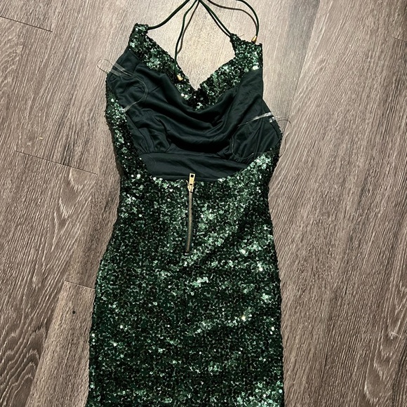 Green Sequin Cowl Neck Dress New - Picture 3 of 7